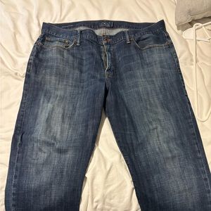 Lucky brand 363 vintage straight blue jeans.
